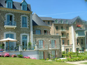 magnifique appartement de 180 m en location sur Dinard : Location 8 personnes